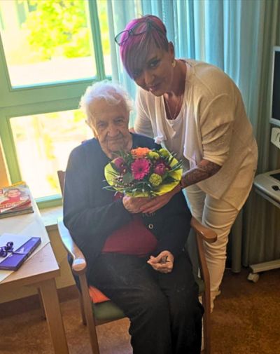 Wahnsinn: 103 Jahre Lebensfreude! – Bild 1